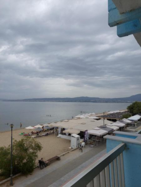 Al mare Studio #1